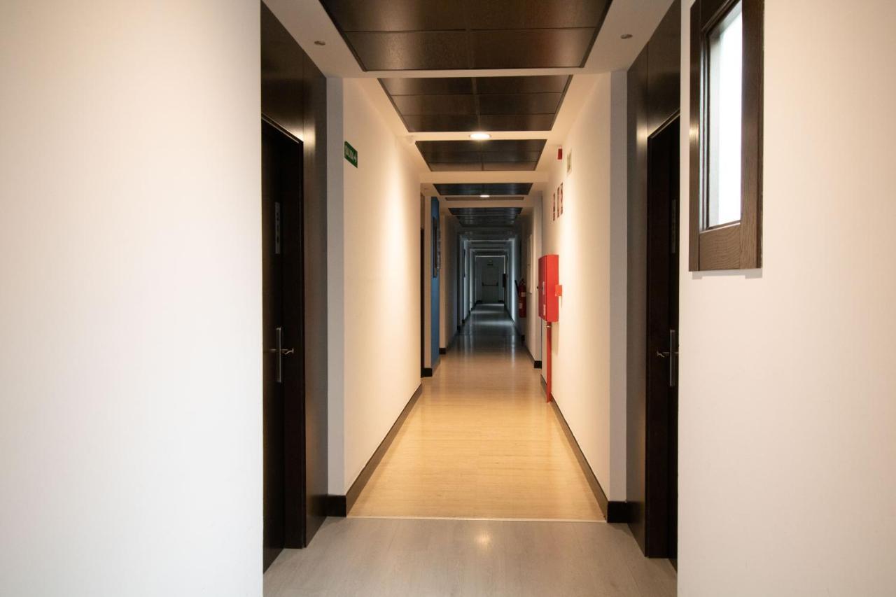 Alda Route 42 Hotel Illescas Exterior photo